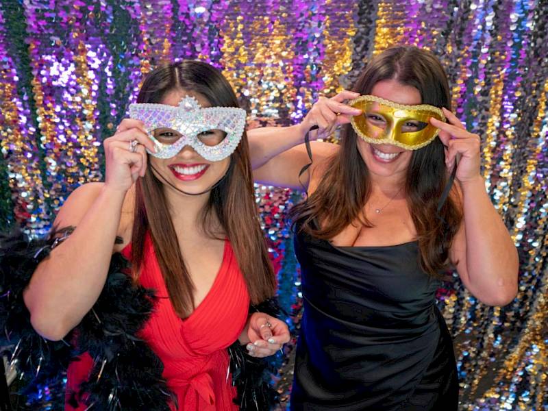 MORENA PHOTO BOOTH | Professional Photo Booth Rental Services