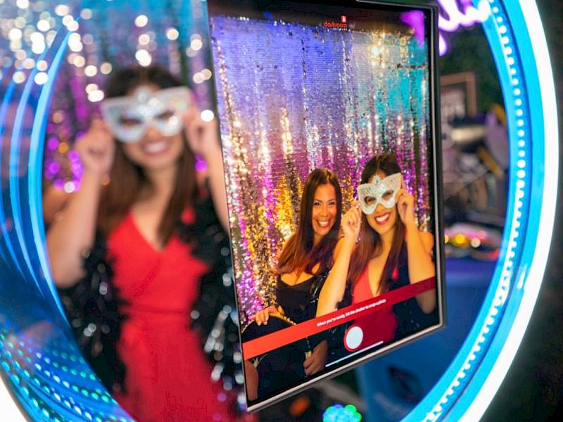 MORENA PHOTO BOOTH | Professional Photo Booth Rental Services