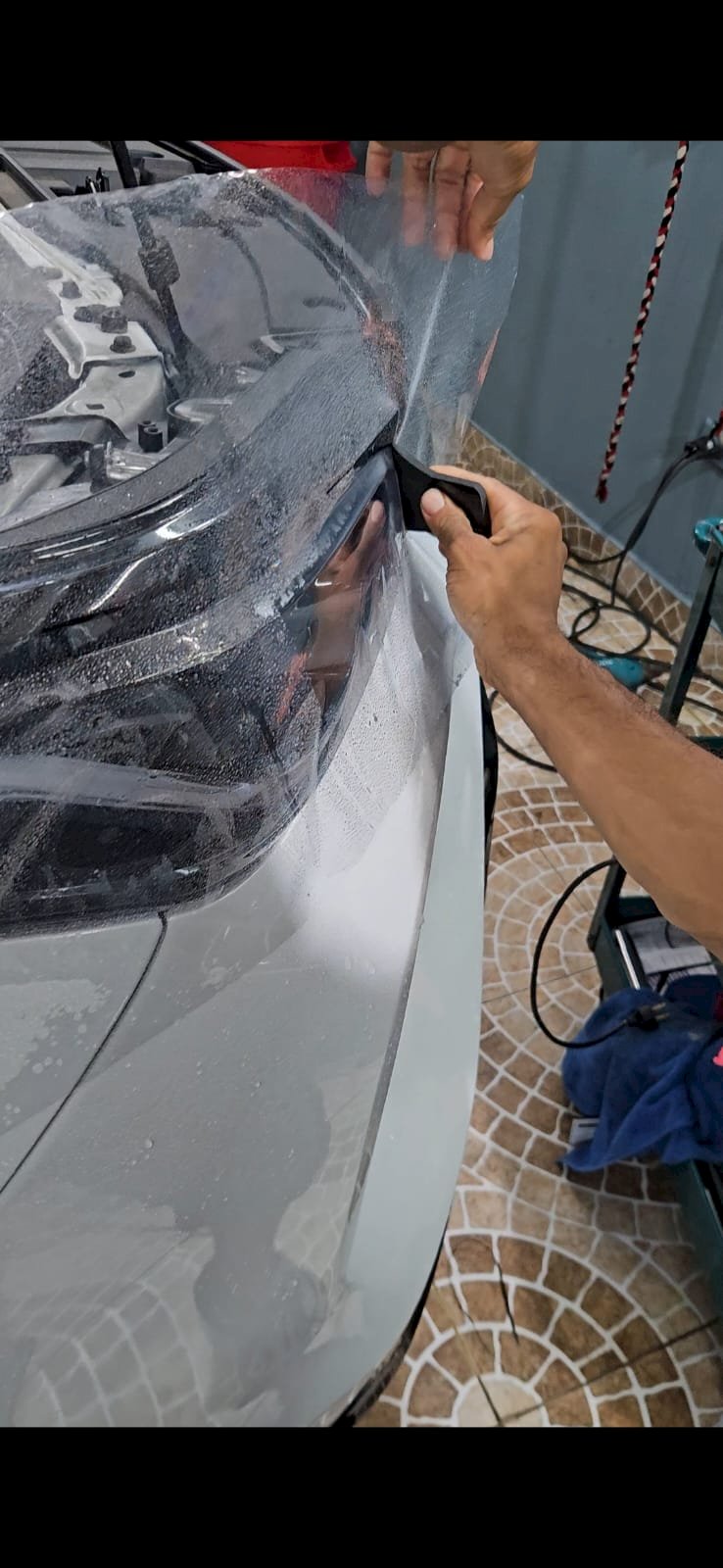 Instalación de vinilo en lamparas
