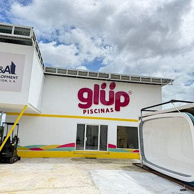 Glup Instalación de Piscinas en Panamá