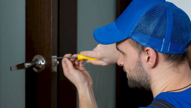 SERVICIO DE CERRAJERÍA EN GENERAL