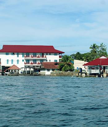 BOCAS DEL TORO - ISLA COLON