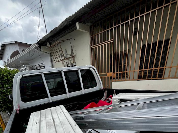 Acarreos Panamá - Volquete, Equipo pesado, Mudanzas y acarreos en Panamá Vehiculos de transporte en Panamá