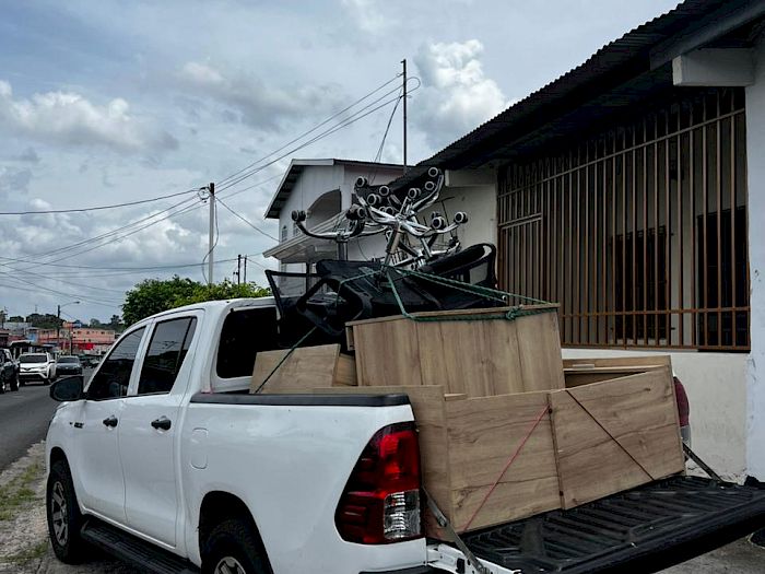 Acarreos Panamá - Volquete, Equipo pesado, Mudanzas y acarreos en Panamá Vehiculos